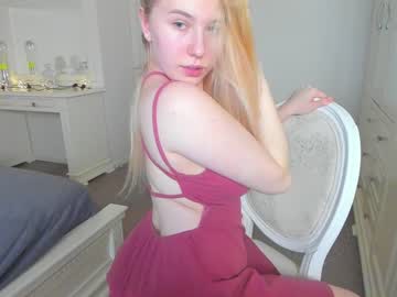 webcam girl strip_by_christel live cam image #4009686