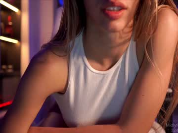 webcam girl xoxo_emma live cam image #360483