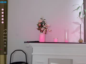 webcam girl small_blondee live cam image #3867793