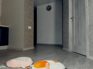webcam girl sophie_5 live cam image #2483402