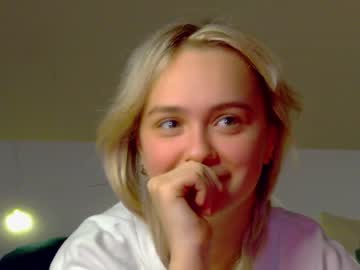 webcam girl evi_wow live cam image #5646702