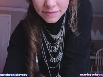 webcam girl chroniclove live cam image #9012837