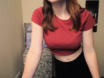webcam girl milenadolan_ live cam image #66388