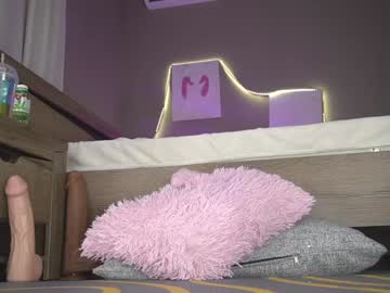 webcam girl queenelia live cam image #9727721
