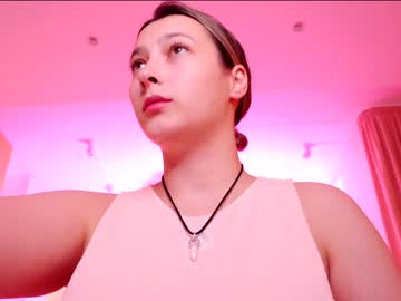 webcam girl aveksmr live cam image #7081783