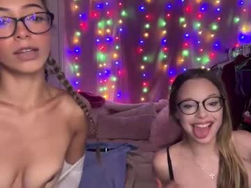 webcam girl giaavalentinee live cam image #10244825