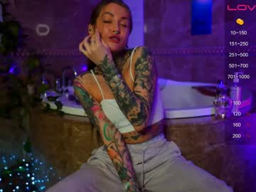 webcam girl nickyneck live cam image #5261099