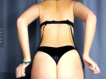 webcam girl beverly_hillls live cam image #8165298
