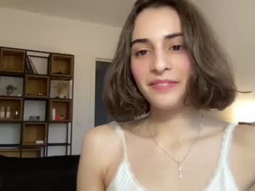 webcam girl wonderland_stia live cam image #7417494