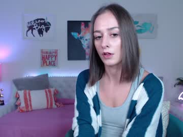 webcam girl holihurricane live cam image #3625079