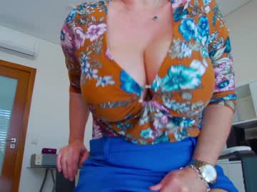 webcam girl angel_danm_milf live cam image #2326702