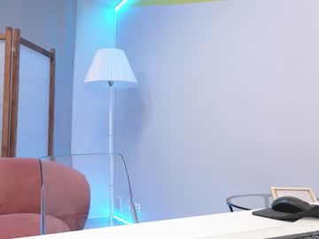 webcam girl lovlybambi live cam image #8726857