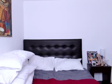 webcam girl nikkisweetie live cam image #3108510