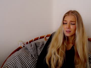 webcam girl pervyblonde live cam image #2420819