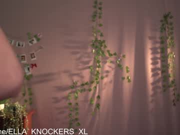 webcam girl ella_knockers_xl live cam image #11748805