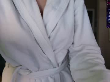 webcam girl love_you_to123 live cam image #5697423