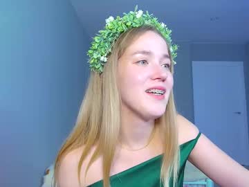 webcam girl aluntick live cam image #10920691