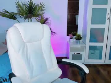 webcam girl ashlyn_1 live cam image #7740263