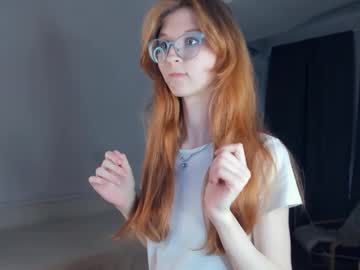 webcam girl ballarising live cam image #9689496