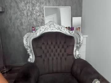 webcam girl moniqueeass live cam image #1927672