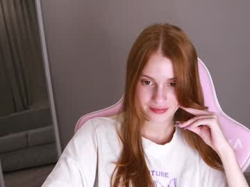 webcam girl edahawks live cam image #11070155