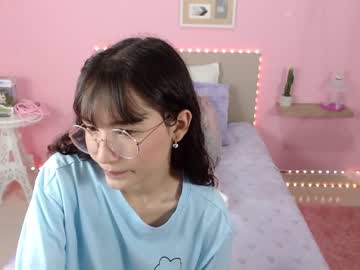 webcam girl little_effy18 live cam image #2137788