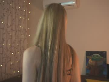 webcam girl 2girls_1dream live cam image #11353280