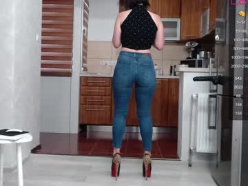 webcam girl carmela_fox live cam image #6280632