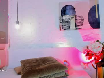 webcam girl eliizabeth_roberts live cam image #12630465