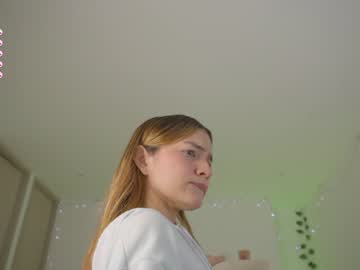 webcam girl mila_1 live cam image #9004473