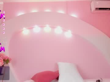 webcam girl emilylittle live cam image #8714818