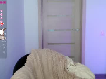webcam girl small_blondee live cam image #4431012