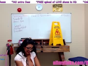 webcam girl livecleo live cam image #1515834