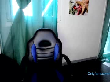 webcam girl dulceyjohn live cam image #7513033
