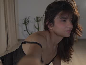 webcam girl ellelure_ live cam image #11617391