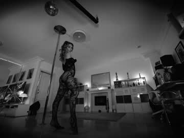 webcam girl hannahjames710 live cam image #5457256