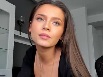 webcam girl isia_slay live cam image #4554838