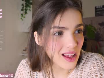 webcam couple emiliacourtney live cam image #8860275