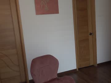 webcam girl beyllove_d live cam image #1426656