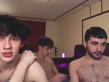 webcam man teddy_mode live cam image #891023