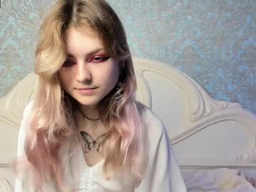 webcam girl lostallice live cam image #3670444