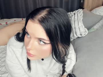 webcam girl cute_caprice live cam image #12991931