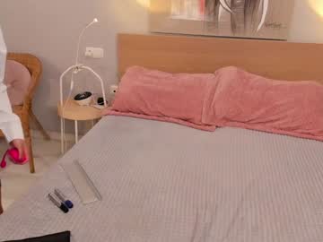webcam girl raychell_black live cam image #12672079