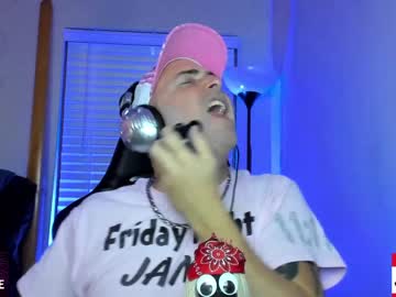 webcam man whaaaaaaaat live cam image #2495276