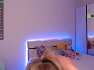 webcam girl princess_lolli live cam image #4133879