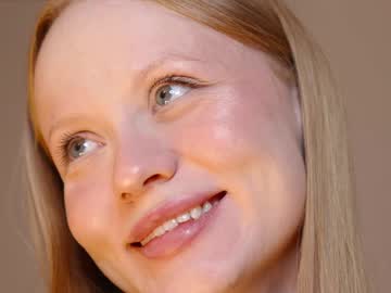 webcam girl cute_shine live cam image #10762770