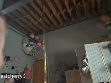 Cam for sweetestcherry3