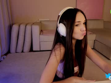 webcam girl hollyextra live cam image #7315017