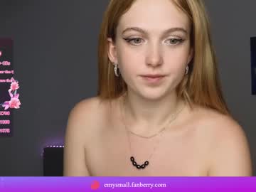 webcam girl small_blondee live cam image #10580182