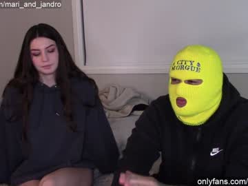 webcam couple mari_and_jandro live cam image #1012694
